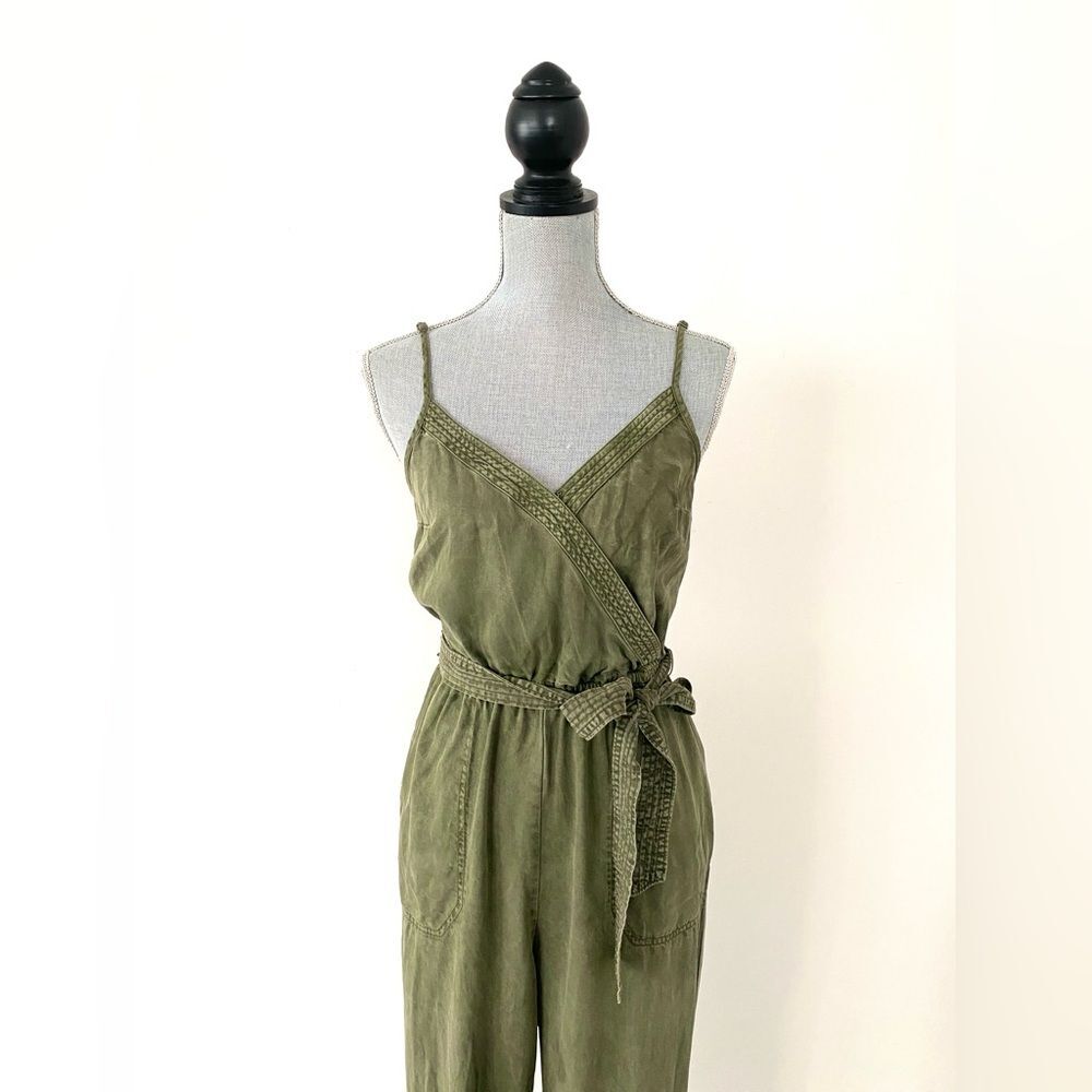 Abercrombie & Fitch Olive Green Jumpsuit Medium Belt Boho Preppy Casual Vacation - Picture 3 of 13